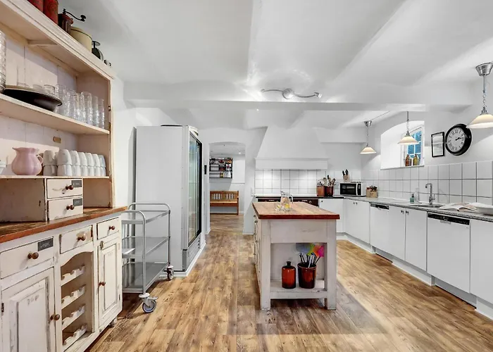 Lovely In With Kitchen * Vorbasse